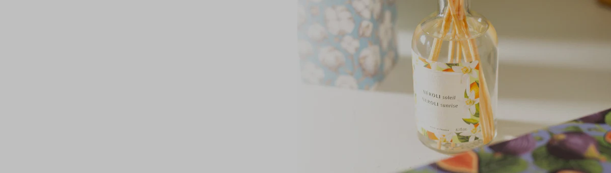 Natural home fragrance diffusers